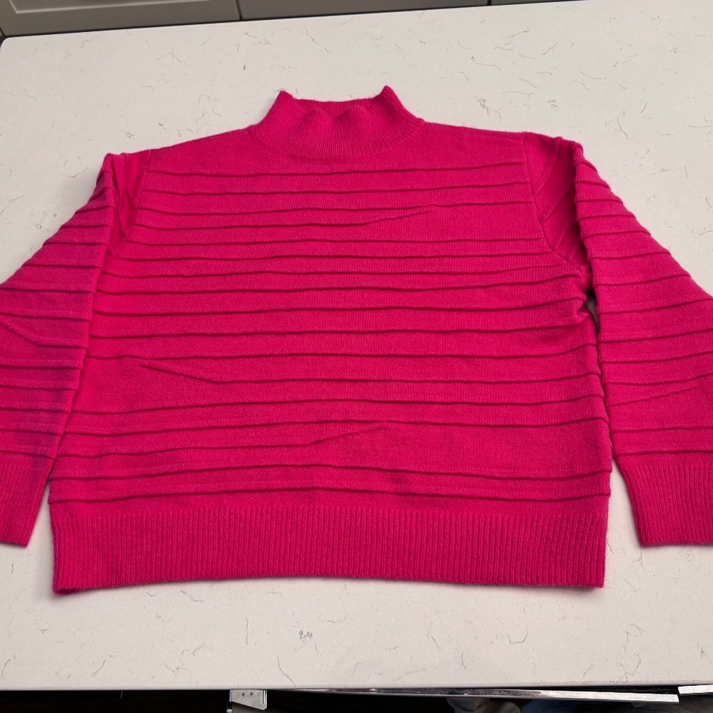 Versona Hot Pink Turtle Neck Sweater L